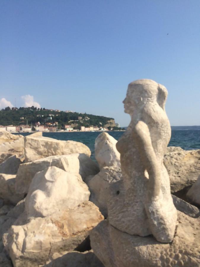 Devi-Piran Apartment ภายนอก รูปภาพ